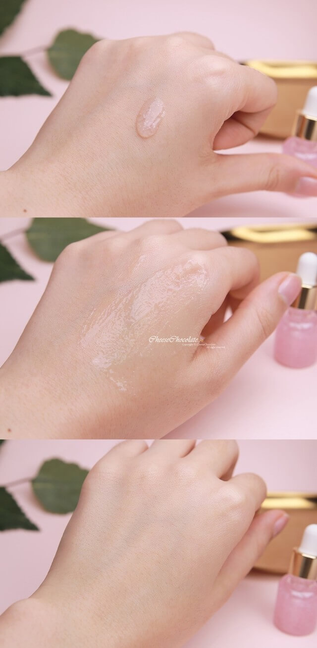 Laneige Glowy Makeup Serum 30 ml.   เนื้อเซรั่มเป็นสีชมพูอ่อนวิ๊งๆ เกลี่ยง่าย ซึมเร็ว ไม่เหนียวเหนอะหนะ หลังทาเสร็จรอให้แห้ง สามารถแต่งหน้าตามได้เลย ผิวผิวเรียบเนียนมากขึ้น แต่งหน้าติด เมคอัพติดทนนานมากขึ้น ผิวสวยชนะเลิศสุดๆ