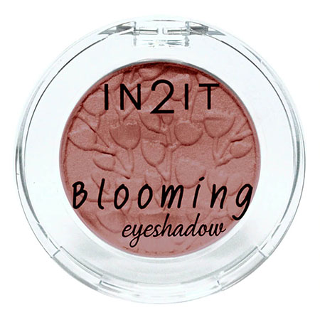 IN2IT Blooming Eye Shadow #11 Rose อายแชโดว์เนื้อแมตท์ เติมสีสันให้ดวงตาคู่สวย บางเบาแต่ติดทนดูธรรมชาติ พร้อมสารบำรุงจากดอกไม้