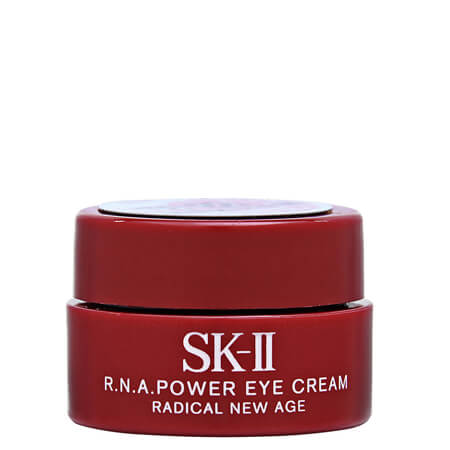 SK-II Power Eye Cream Radical New Age 2.5g อายครีมสูตรเข้มข้น เนื้อสัมผัสบางเบา ลดเลือนรอยตีนกา ให้ผิวรอบดวงตากระชับอ่อนกว่าวัย
